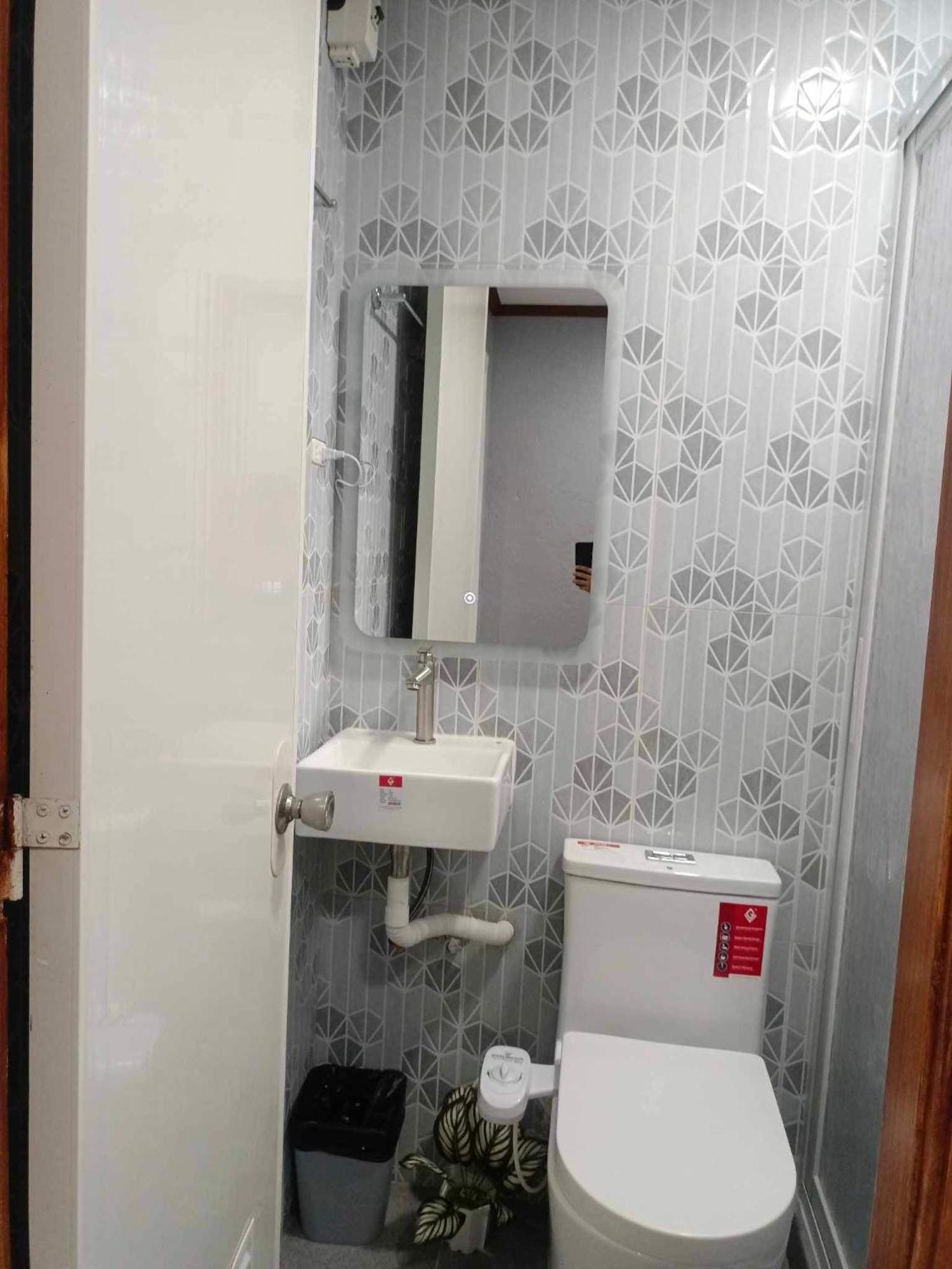 Fabuluz Luxury At Princess Place Malolos Eksteriør bilde